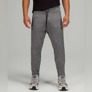 NWOT Men’s Lululemon Engineered Warmth Jogger XL